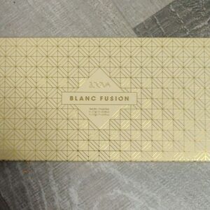 ZOEVA Blanc Fusion Eyeshadow Palette Pressed Powder Joy in a Box Conched Gold